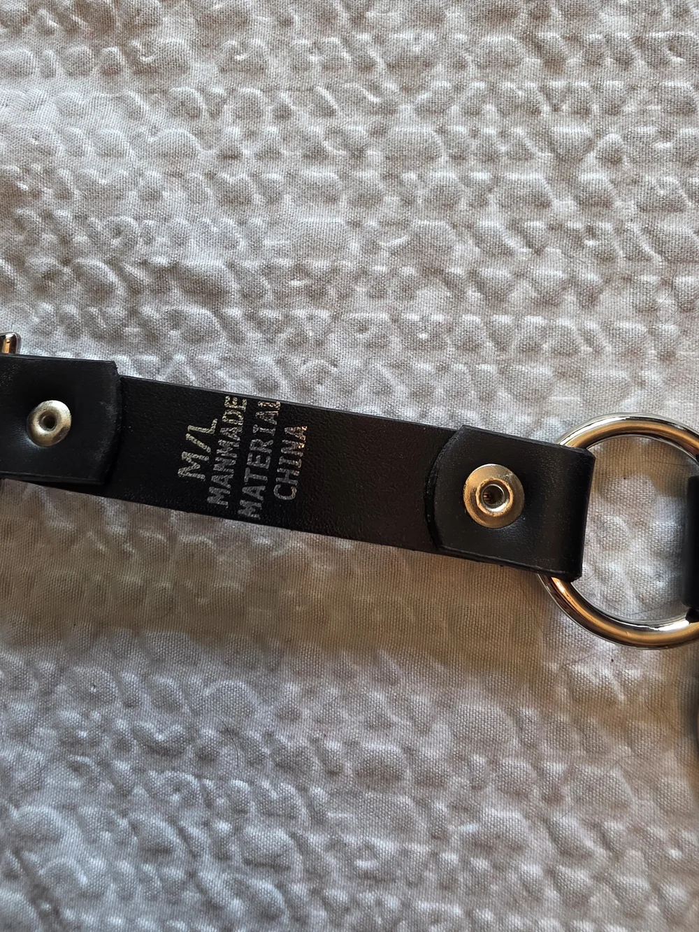 Hot Topic Black Leather Choker with Silver Rings Vtg